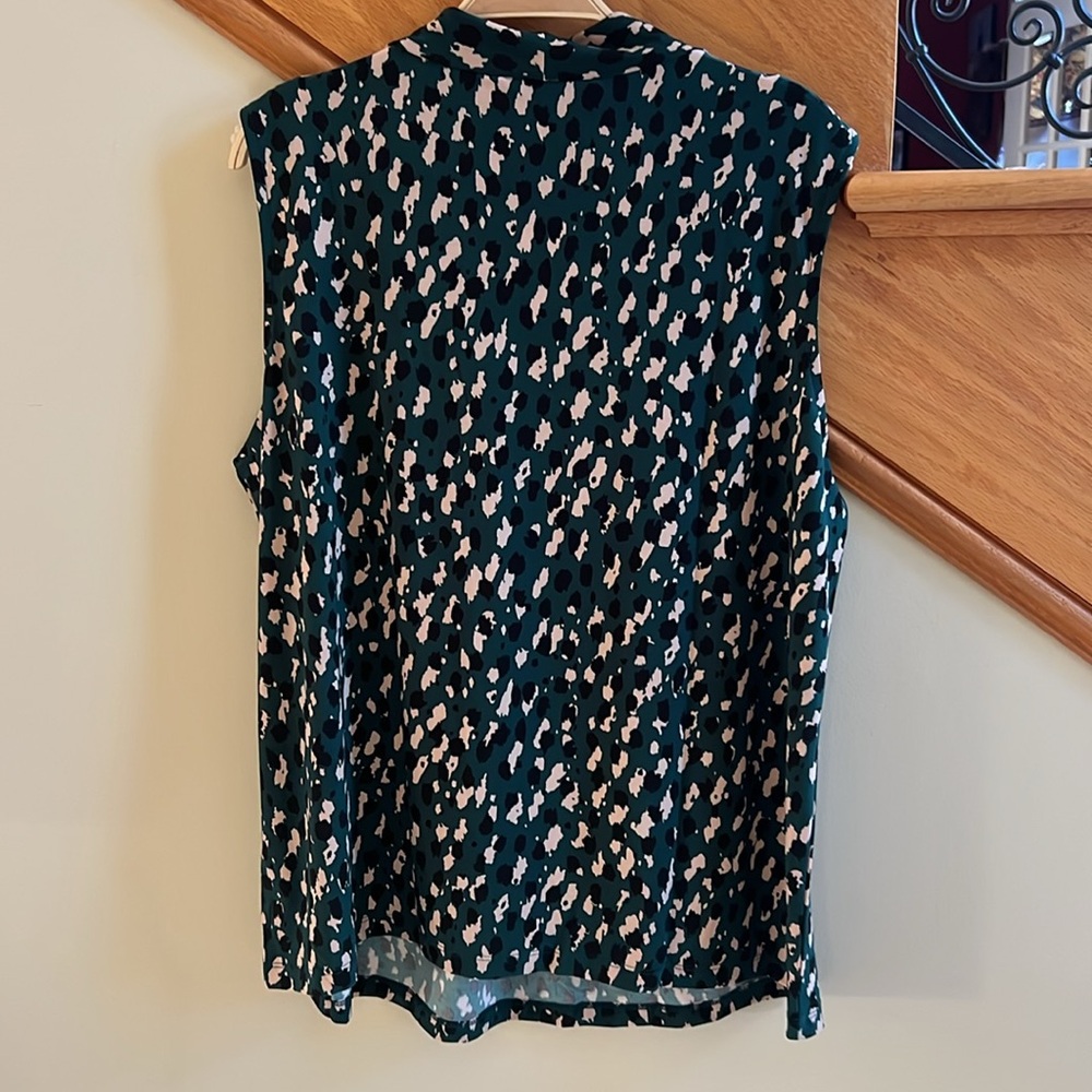 Kasper Top Size XL Evergreen Multi (green, tan, black) New With Tags - Picture 7 of 8